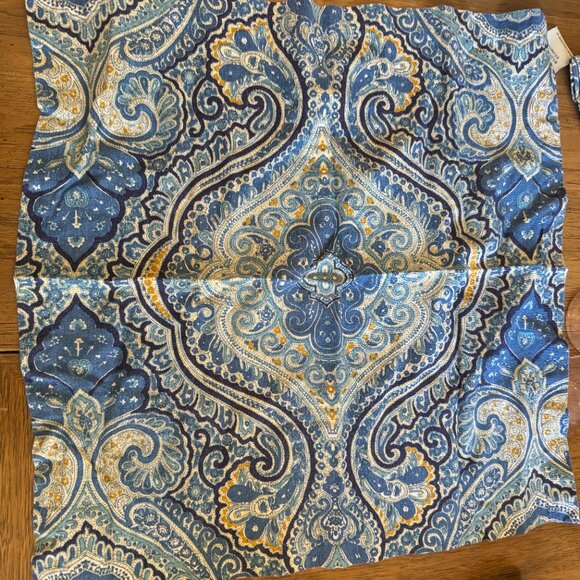 Pottery Barn Paisley Cotton/Linen Blue Table‎ Napkin set of 6 - Picture 2 of 5